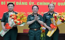 Bàn giao chức trách, nhiệm vụ Chính ủy Quân khu 4