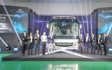 THACO AUTO xuất khẩu xe bus cao cấp Mercedes-Benz sang Thái Lan