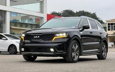 Tin tức giá xe: Kia Sorento lần đầu xuống dưới 900 triệu, ngang Mazda CX-5 tầm trung