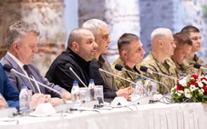 Sau 2 tiếng đàm phán, Ukraine tố Nga đưa yêu cầu từ bỏ lãnh thổ 'không thể chấp nhận'