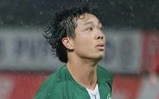 Công Phượng mờ nhạt trong ngày HLV Kim Sang Sik dự khán