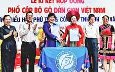 Nghệ sĩ đứng lớp dạy nghệ thuật, trò mê mẩn