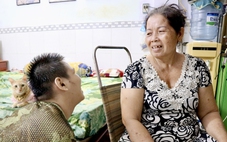 25 năm 'nuôi giùm' con của người lạ