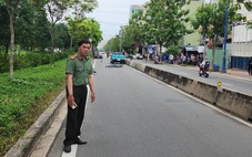 Taxi công nghệ chạy ngược chiều tông xe máy ở Thủ Đức, một người chết