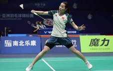 Nguyễn Thùy Linh thắng 'sốc' cựu số 1 thế giới, khiến đối thủ bực tức đập vợt