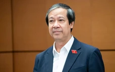 Bộ trưởng Nguyễn Kim Sơn trả lời về 'miễn học phí cần hạn chế thu các loại phí khác ở trường học'
