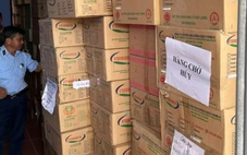 Long An thu giữ gần 25 tấn sữa bột nghi hàng giả ​