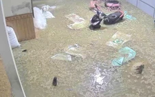 Lũ ống đổ về trong đêm, nhiều tài sản của người dân bị cuốn trôi