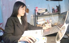 Công nhân đi học tiếng Anh, tiếng Hàn... để được tăng lương