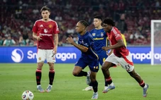 Man United để thua trước các ngôi sao Đông Nam Á