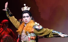 Cải lương truyền nghề qua từng vở diễn