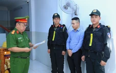 Công an Đồng Nai bắt giữ hơn 290 tấn phân bón nghi 'đội lốt' hàng Bỉ