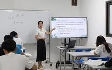 Qua thời giấu bằng cấp để làm công nhân