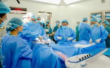 Tự hào bác sĩ Việt Nam thông tim bào thai thành công cho sản phụ Singapore