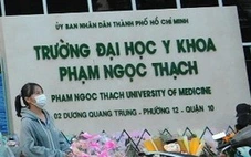 Lùm xùm vụ lập hội đồng giáo sư cơ sở ở Trường đại học Y khoa Phạm Ngọc Thạch