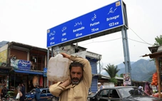 Căng thẳng leo thang, Ấn Độ cấm nhập khẩu hàng hóa từ Pakistan