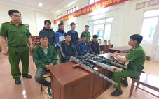 Bắt 7 người mang 4 súng tự chế, 560 viên đạn vào rừng săn bắn