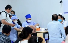 Bệnh nhân tìm kiếm về nivolumab 'điều trị 15 loại ung thư', bác sĩ khuyến cáo gì?