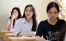 Thí sinh giảm, chỉ tiêu tăng, thi lớp 10 Hà Nội năm nay có bớt nóng?