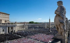 Những cuộc 'giao lưu' của giới quý tộc và chính trị gia tại Rome trước ngày bầu Giáo hoàng
