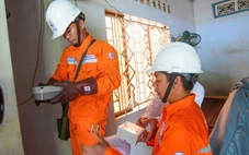 Nóng: EVN tăng giá điện thêm 4,8% từ ngày 10-5