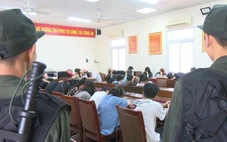 Bắt tạm giam 30 người lừa đảo hàng trăm tỉ đồng dưới hình thức 'cắt đá tìm ngọc'