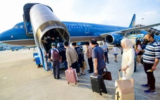 Vietjet và Vietnam Airlines so kè quyết liệt ra sao trên đường đua nghìn tỉ?