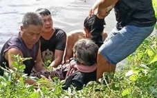 Hai người dân kịp thời cứu sống một phụ nữ nhảy sông Bảo Định nghi tự tử