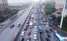 Hà Nội sẽ thu phí xe ô tô đi vào đại lộ Thăng Long và đường vành đai 3?