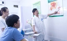Ẩn tinh hoàn có thể gây vô sinh, ung thư: Bác sĩ chỉ rõ dấu hiệu nhận biết