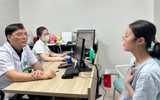 Cứu sống nữ sinh bị ô tô cán qua ngực, vỡ khí quản hiếm gặp
