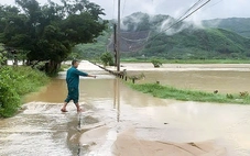 Nước các sông Quảng Nam - Đà Nẵng đang lên gây ngập nhiều khu vực ven sông