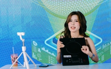 Mega Livestream: Bùng nổ giảm giá, tràn ngập quà mỹ phẩm, đồ ăn, quần áo... 'made in Vietnam'