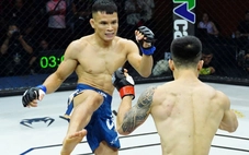 Cú đá dính cằm giúp Lê Văn Tuần knock-out Văn Nam
