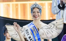 Thêm một người mẫu Việt giành giải á hậu ở đấu trường sắc đẹp quốc tế