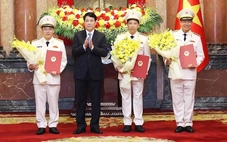Chủ tịch nước thăng cấp bậc hàm thượng tướng cho 3 thứ trưởng Bộ Công an