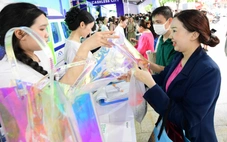 Uống trà sữa miễn phí, nhận lỉnh kỉnh quà, trải nghiệm công nghệ thanh toán số đỉnh cao