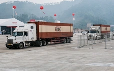 Tin tức sáng 16-6: Đề xuất gỡ khó cho thiếu lái xe hạng FC; Ngành ngân hàng lãi 66.000 tỉ