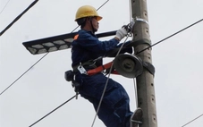 Đồng hành ổn định hoạt động bộ máy mới