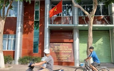 Xét xử cựu giám đốc và nhiều công ty làm bờ kè sai phạm hơn 12,6 tỉ đồng