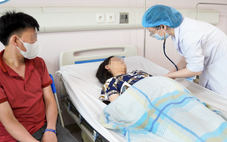 Vụ gia đình vùng cao bị 'chặt chém' 4,9 triệu chuyến xe 22km: Bệnh nhi được điều trị miễn phí