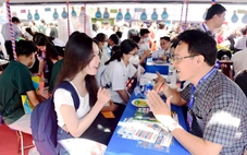 Ngày hội giải đáp thắc mắc nguyện vọng xét tuyển đại học 2025 tại Hà Nội, TP.HCM