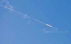 Iran tiếp tục phóng tên lửa, Israel báo động toàn quốc