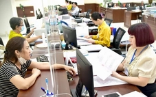 TP.HCM yêu cầu thủ trưởng sở ngành, quận huyện, phường xã không đi nước ngoài đến hết tháng 7