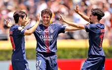 FIFA lại đối mặt sóng gió