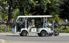 Sở Xây dựng Quảng Nam nói gì về việc lắp biển báo 30km/h để xe điện tồn tại ở Hội An?