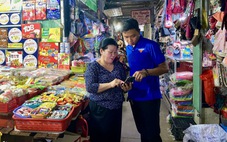 Thanh niên góp sức 'xây' tuyến đường, khu phố không tiền mặt