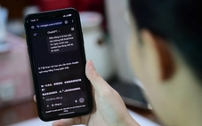Dùng AI thay phiên dịch viên