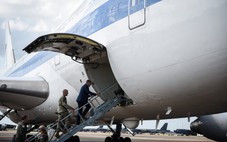 Mỹ bác tin điều động máy bay 'Ngày tận thế' vì xung đột Israel - Iran