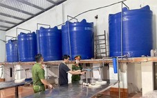 Vụ ngàn chai nước mắm vứt ven đường: Công an Thanh Hóa công bố kết quả kiểm tra